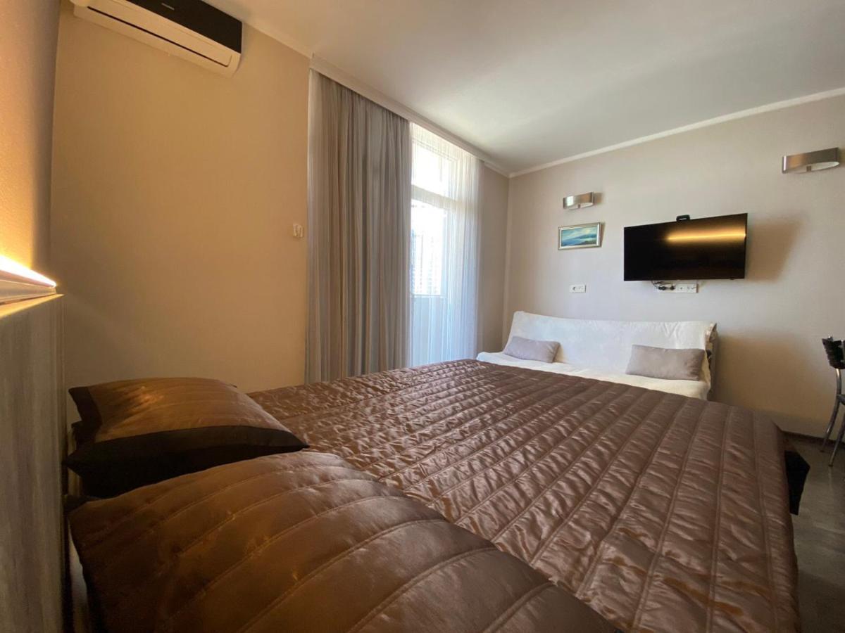Orbi Sea Tower Apartment Batumi Esterno foto