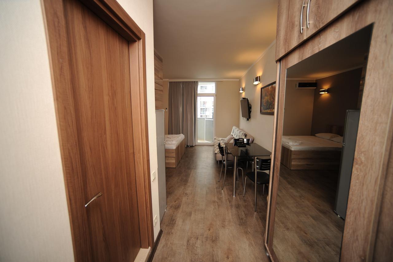 Orbi Sea Tower Apartment Batumi Esterno foto