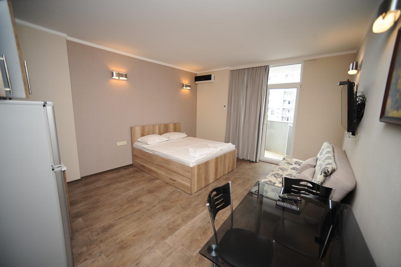 Orbi Sea Tower Apartment Batumi Esterno foto