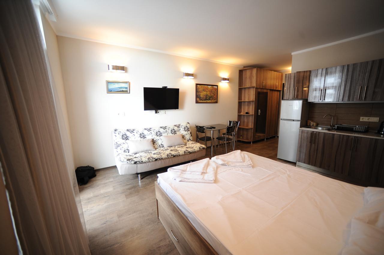 Orbi Sea Tower Apartment Batumi Esterno foto